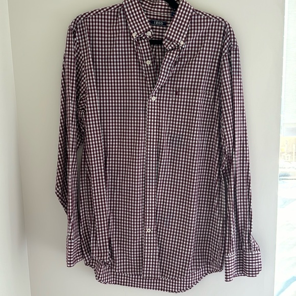 IZOD Men’s Button Down - Picture 1 of 3